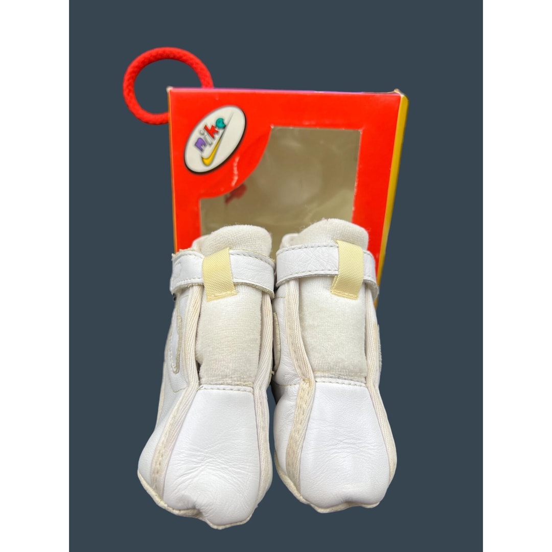Nike Baby Swoosh Infant Shoes Size 4 White/metallic Silver Leather - Etsy
