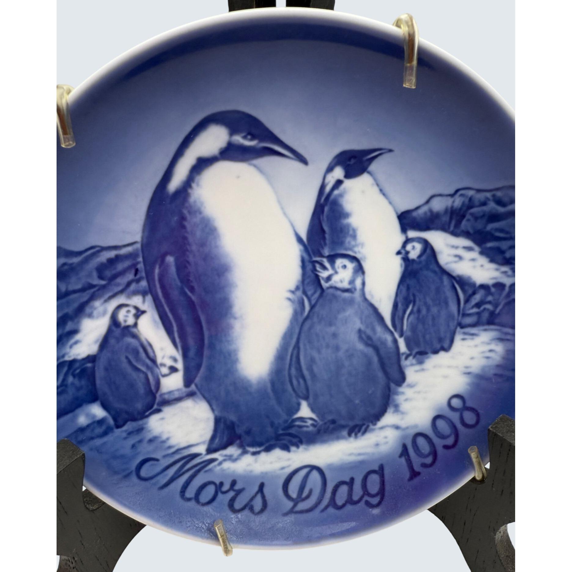 ロイヤルコペンハーゲン　B&G　マザーズデー　イヤープレート1998年　ペンギン B&G コペンハーゲン 磁器 母の日 1998 ペンギンのプレート 青と白 6