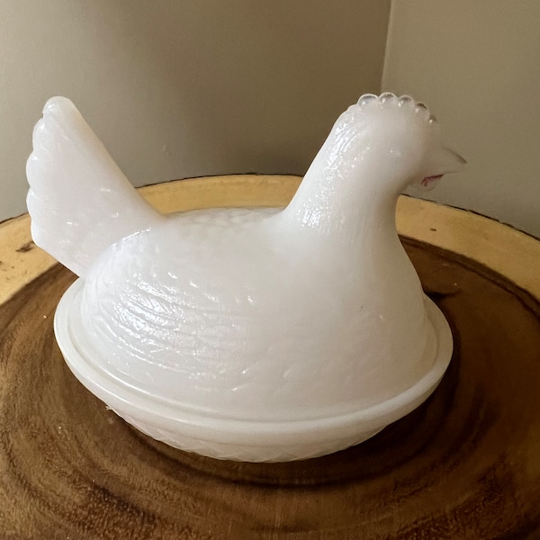 Vintage Milk Glass Hen on Nest 4”