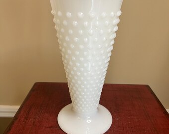 Vintage Anchor Hocking Hobnail Milk Glass Vase- 9 1/2”H