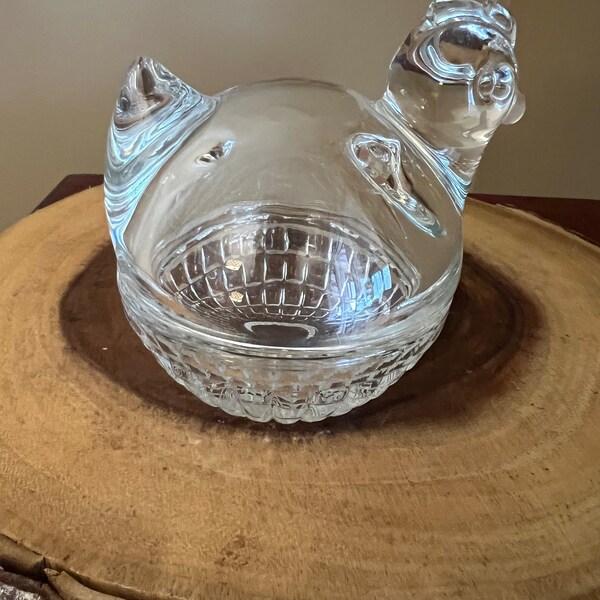Vintage Hen on Nest by Anchor Hocking in Clear Glass