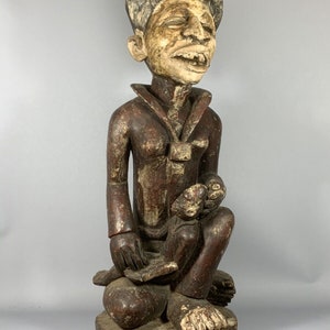 200453 - Large Old African Bakongo protection figure - CERTIFICATE - Congo