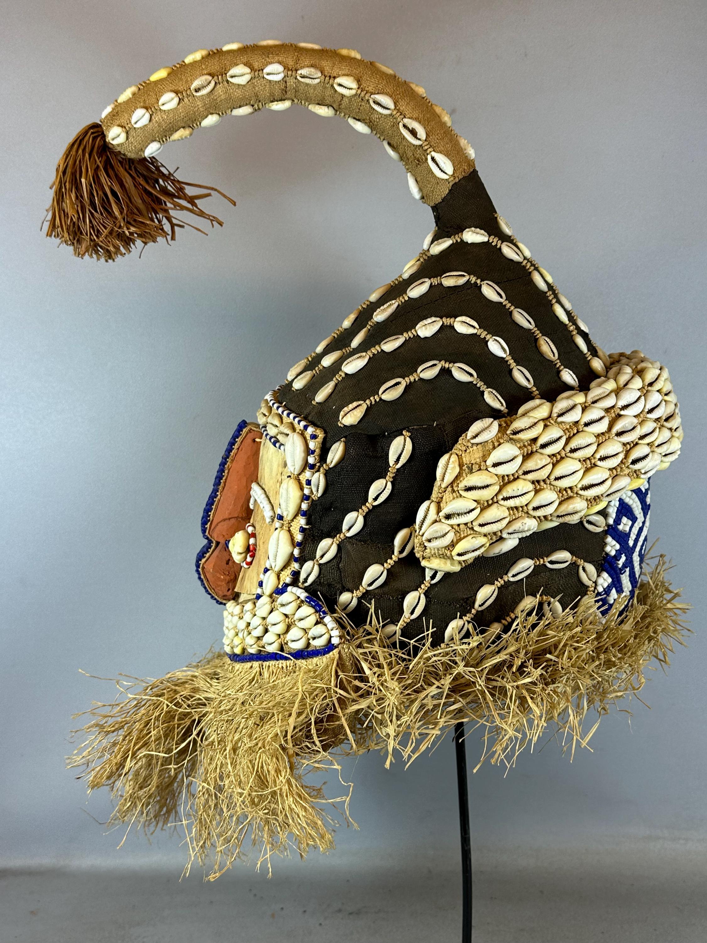 241129 - アフリカ クバ象 ムケンガ マスク - コンゴ - Etsy 日本