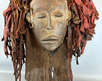 240558 – Antike, äußerst seltene afrikanische Mwana-Pwo-Maske aus der Chokwe-Region – Kongo.
