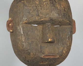 181205 - Old African Bulu monkey mask - Congo