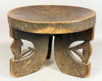 261077 - Old handmade African little Jimma three-legged stool - Ethiopia