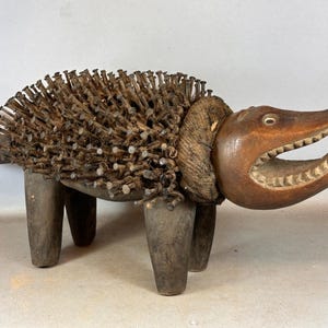 ンキシ ンコンディ像　Nkisi Nkonde Power Figure (Nkisi Nkondi) · Brooklyn Museum