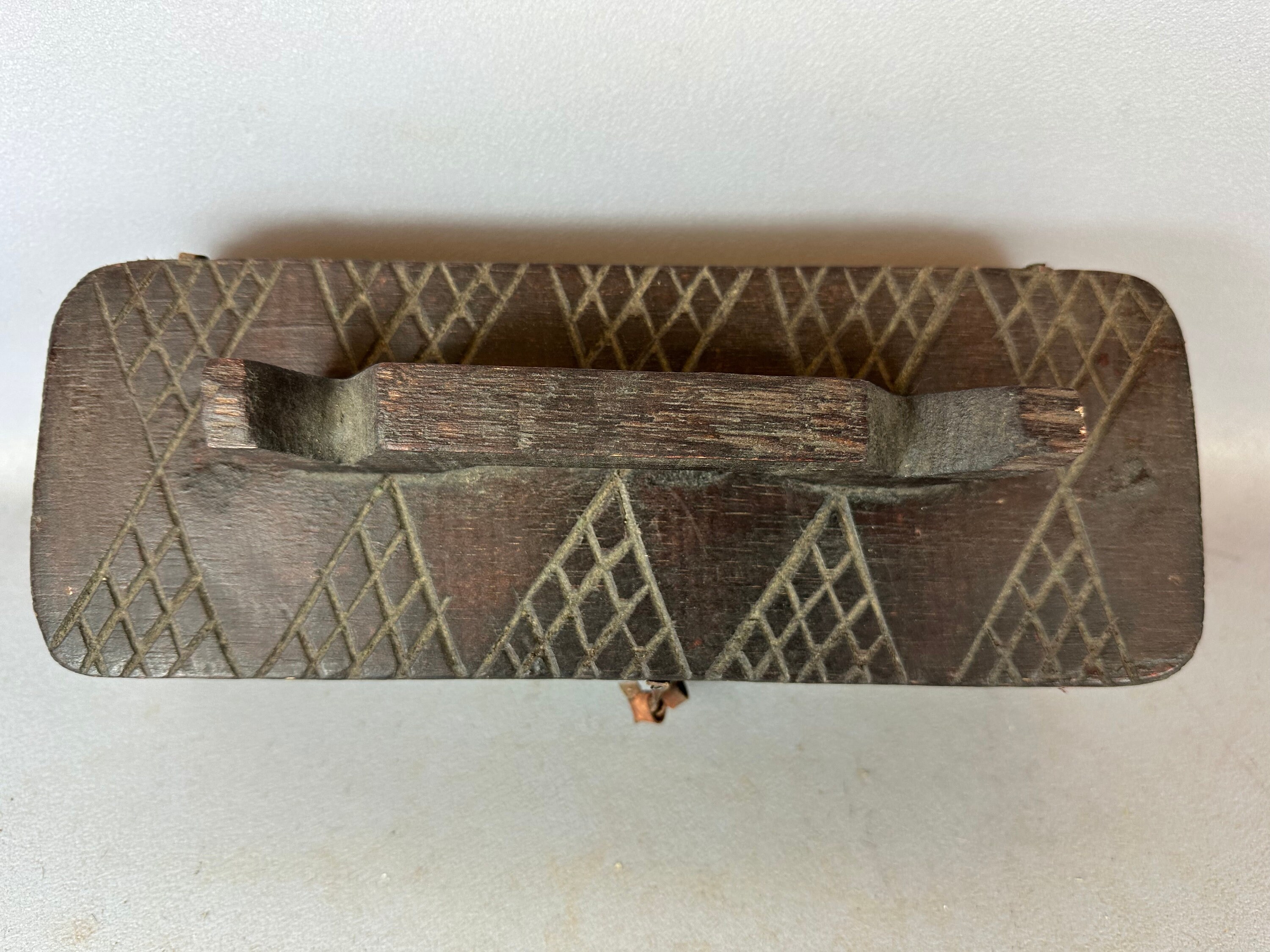 240107 - アフリカのエチオピアの木彫りの箱 - エチオピア - Etsy 日本