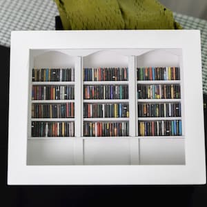 Sleek Anxiety-Relief Mini Bookcase - Elegant White Shelf for Book Lovers