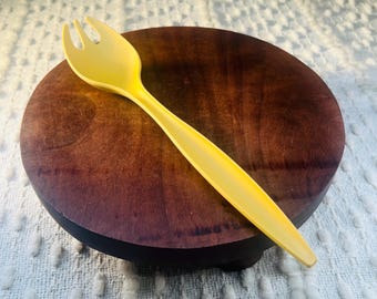 Vintage Tupperware Serving Forks Harvest Gold 12&quot; long Salads Pasta Noodles Fruit