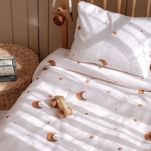 Stars Patterned Cotton Sateen Duvet Cover Set - Gender Neutral Baby Toddler Bedding - Affordable Twin Size Kids Crib Set - Unique Baby Gifts