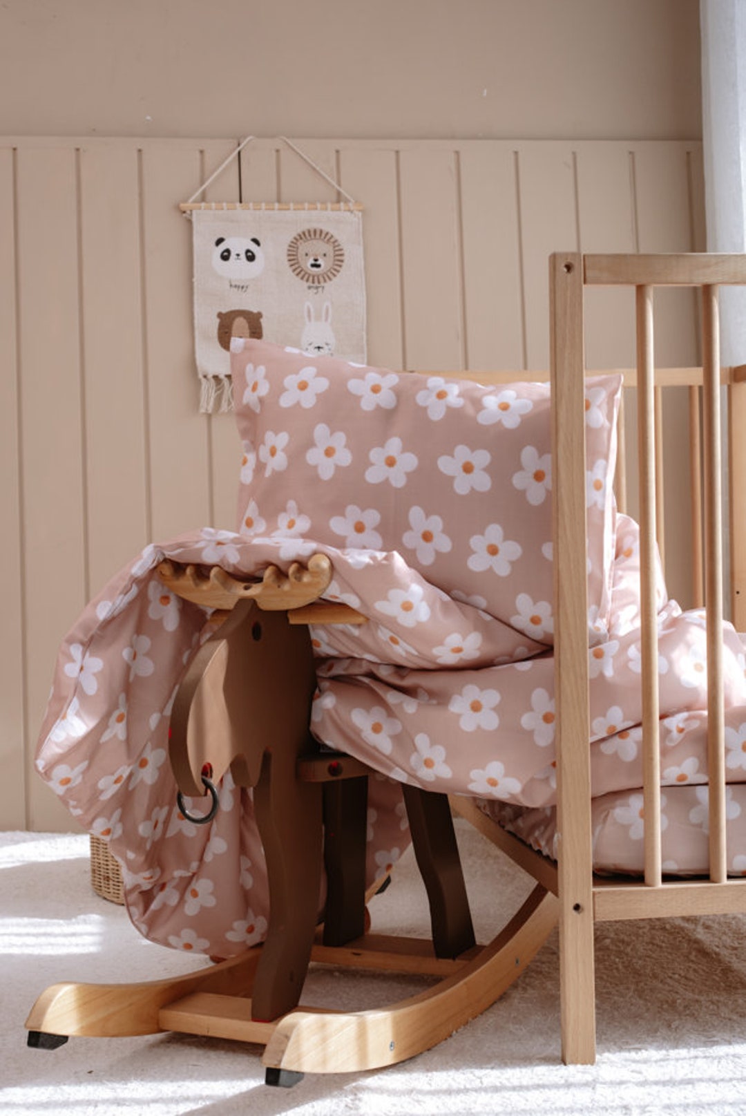 Baby Girl Bedding, Daisy Crib Bedding, Daisy Infant Bedding, Nursery