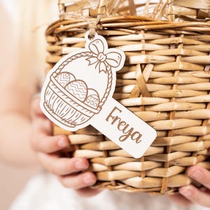 Personalized Wooden Easter Basket Tag: Kids Gift Decoration
