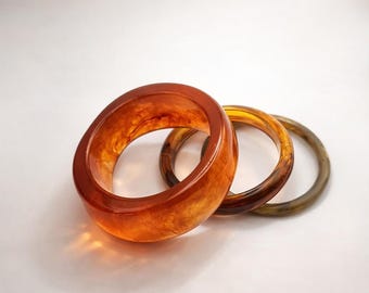 Amber Resin Bangle Set,  Stackable Bracelets, Chunky Minimalist Jewelry, Glossy Acrylic Bangles, Gift for Her, Accessories