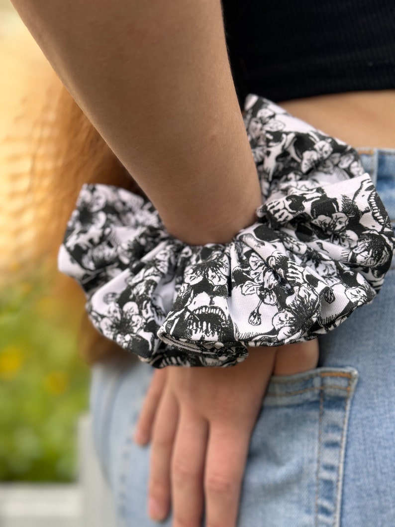 Scrunchie Skull Scrunchies Haarband Haargummi Bild 1