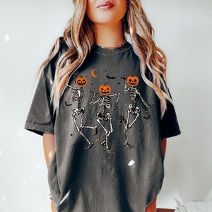Comfort Colors® Dancing Skeleton Pumpkin Shirt, Retro Halloween Shirt, Womens Halloween Shirt, Cute Fall Shirt, Spooky Season, Pumpkin Face