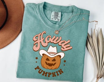 Comfort Colors® Howdy Pumpkin Western Halloween Shirt, Cute Womens Western Halloween Shirt, Retro Halloween Shirt, Country Cowgirl Halloween