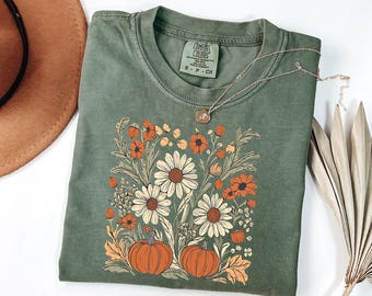 Comfort Colors® Floral Pumpkin Shirt, Pumpkin Season Shirt, Womens Pumpkin Shirt, Fall Pumpkin Shirt, Pumpkin Patch, Fall Graphic Tee