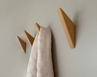 Unique Wall Hooks for Coats and Bags Handcrafted Wood Hooks Wooden Bathroom Towel Rack Wall-Mounted Clothes Hanger Wall-Mounted Storage