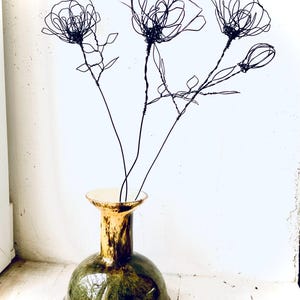 Wild Wire Roses Bouquet From Three Flowers/ Wire Office Decoration ...