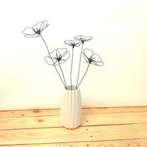 Poppy wire flowers bouquet from five flowers/ Wire office decoration/ Home wire decoration/ 3D flowers