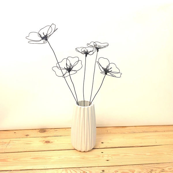 Poppy wire flowers bouquet from five flowers/ Wire office decoration/ Home wire decoration/ 3D flowers