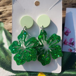 Green glitter flower earrings. Handmade jewelry for women, handmade gift for her.