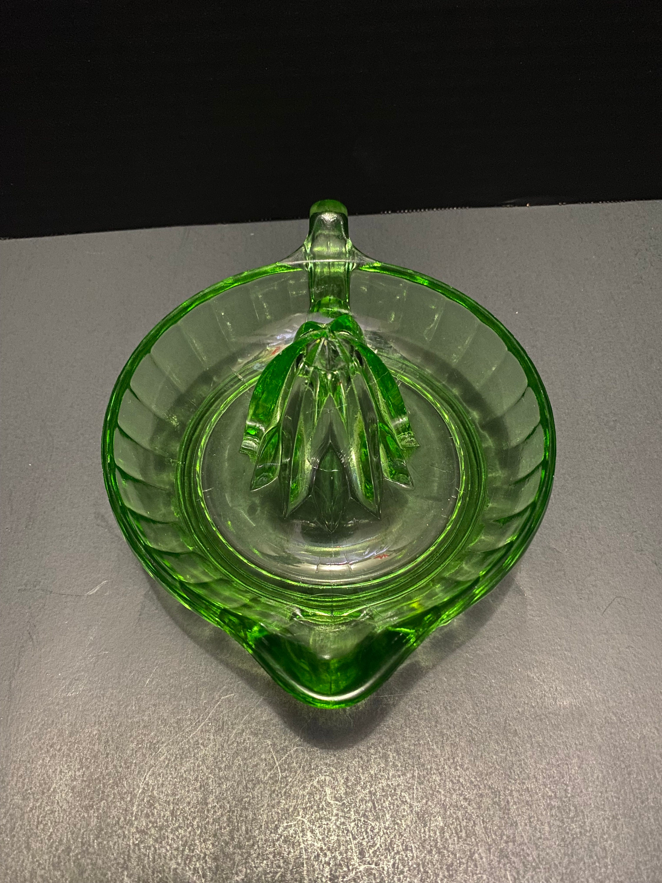 Vintage 1930s Large Anchor Hocking Uranium Glass Juicer Etsy
