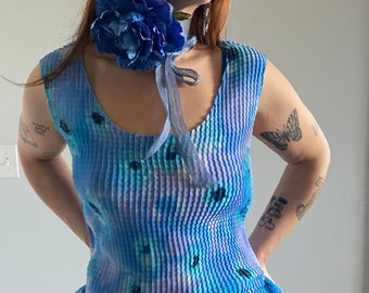 90s Floral Popcorn Top