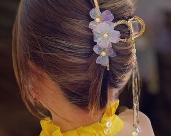 Artiglio per capelli con fiore Simpatico accessorio per capelli con mughetto per il regalo di Capodanno lunare Decorazione per capelli Hanfu per gioielli da sposa