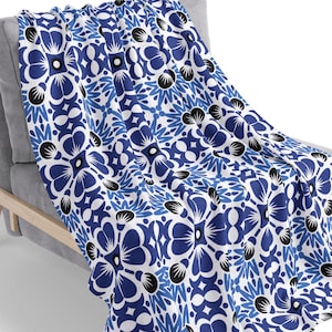 Scandinavian Throw Blanket, Scandinavian Blue Sherpa Fleece Blanket, Nordic Sherpa Blanket, Housewarming Gift