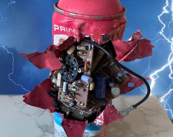 Exploding Spraycan