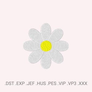 Könnte beinhalten: Ein gesticktes weißes Gänseblümchen mit gelber Mitte und weißen Blütenblättern, vor einem hellrosa Hintergrund. Die Dateiformate .DST .EXP .JEF .HUS .PES .VIP .VP3 .XXX sind unten aufgeführt.