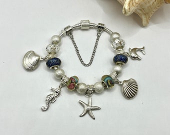 Bracelet à breloques vie marine