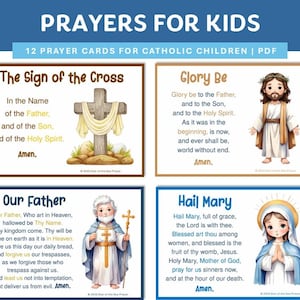 Può includere: Un set di 12 cartoline di preghiera stampabili per bambini con temi cattolici. Le carte mostrano i testi del Segno della Croce, Gloria al Padre, Padre Nostro e Ave Maria, accompagnati da illustrazioni di una croce in legno e figure.