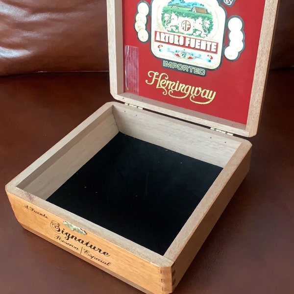 Small Cigar Box Empty