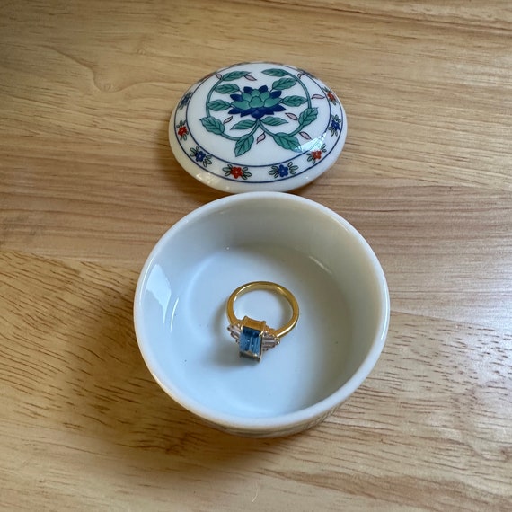 Vintage ceramic ring box with blue lotus detail a… - image 3