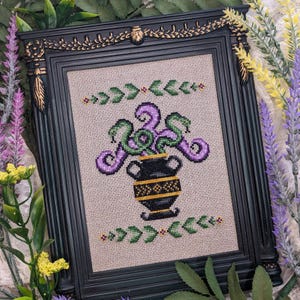 Büchse der Pandora - Kreuzstich-Muster - Mythologie, Griechische Vase, Schlangen, Tentakel, antikes Griechenland, Mythen, Kreaturen, Xstitch , PDF Pattern keeper