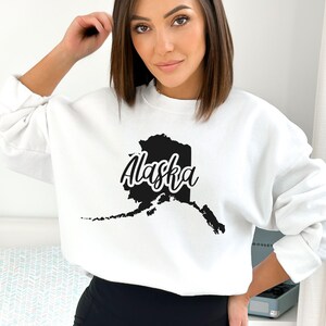 Alaska Sweatshirt, Alaska Outline Sweatshirt, Alaska Crewneck, Housewarming Gift, State Sweatshirt, Alaska Cruise
