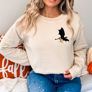 Fourth Wing Dragon Crewneck Simple Sweatshirt, Minimalist Dragon Sweatshirt, Fourth Wing Crewneck, Fourth Wing Sweatshirt