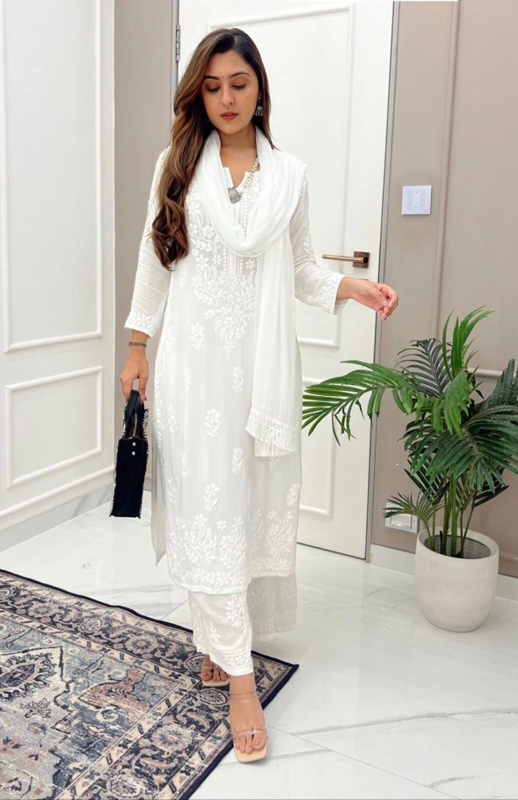 Trending Fashion Off White Kurti with Plain LKV001447