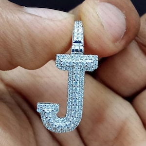 Colgante con letra J de moissanita certificada redonda de 1 CTW, colgante con letra J de moissanita personalizado, colgante con alfabeto en plata de ley 925, colgante de regalo