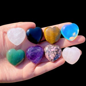 30 mm natürliche Kristalle Herz, liebevolles Herz, Crystals Palm Edelsteinsammlung, Innendekoration, Mineralprobe, Geschenk zum Valentinstag