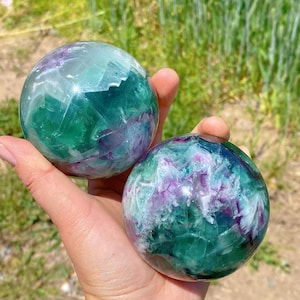 Natürliche Schneeflockenfluoritkugel, Kristallkugel, Quarzkugel, Mineralprobe, Kristallgeschenk, Reiki-Heilung, Energiekristall, Stein, Innendekoration