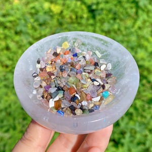 Hand Carved Natural Clear Quartz Bowl/Dish,Gemstone Bowl,Cleansing Bowl,Quartz Crystal Bowl,Home Decor,Reiki Healing,Energy Crystal Gift