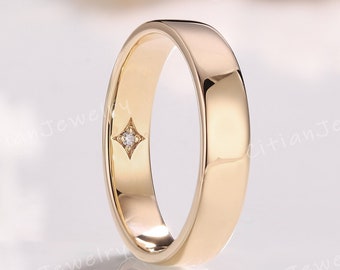 Minimalist Star Round Cut Moissanite Men&#39;s Wedding Band Yellow Gold Star Ring Wedding Ring Custom Promise Ring Anniversary Rings for Men