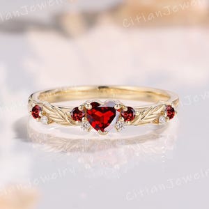 Unique Heart Cut Garnet Wedding Band Gold Leaf Ring Garnet Ring Wedding Ring Custom Promise Ring Birthstone Ring Anniversary Rings for Women
