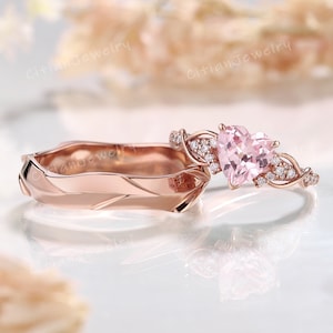 Art Deco Heart Cut Pink Sapphire Engagement Ring Set Rose Gold Vine Ring Moissanite Couple Ring Set Anniversary Rings for Men and Women