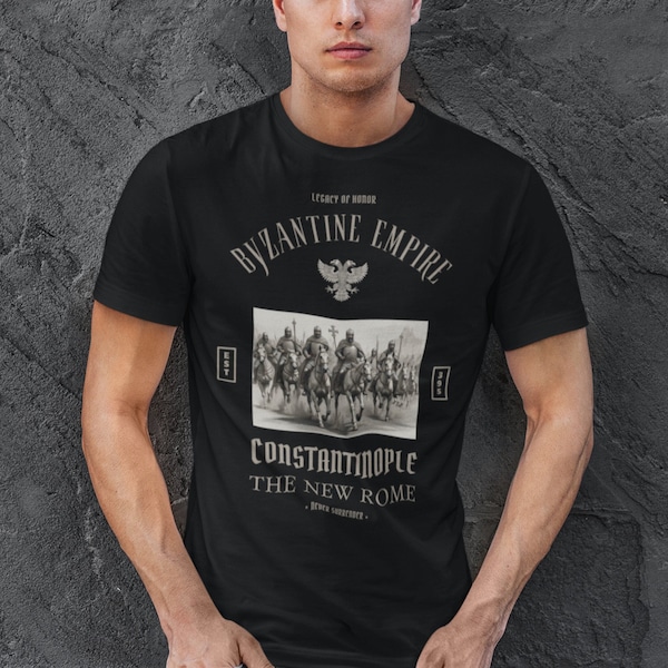 T-shirt BYZANTINE avec imprimé cavalerie médiévale dans les tons beiges | Conception de combat unique