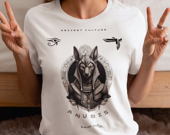 Immerse yourself in the Magic of Ancient Egypt with the T-shirt of the god Anubis and symbols